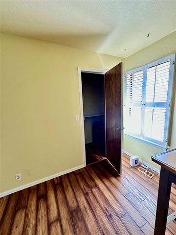 341 E Grand Teton Court, Yukon, OK 73099
