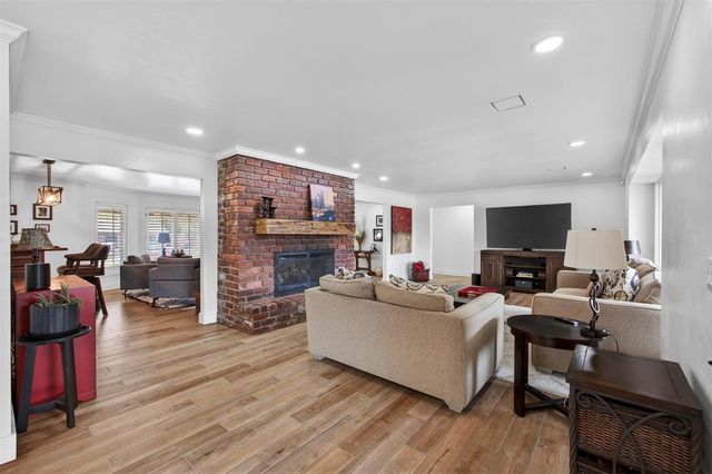 1410 Dorchester Drive, Oklahoma City, OK 73114