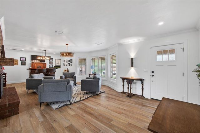 1410 Dorchester Drive, Oklahoma City, OK 73114