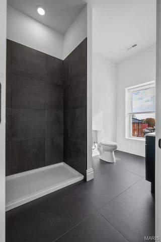 6827 Minnesota Avenue, St Louis, MO 63111