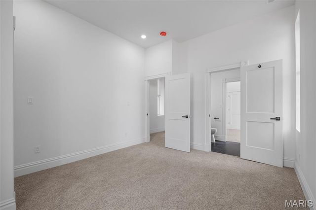 6827 Minnesota Avenue, St Louis, MO 63111