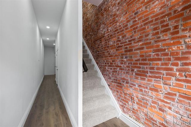 6827 Minnesota Avenue, St Louis, MO 63111