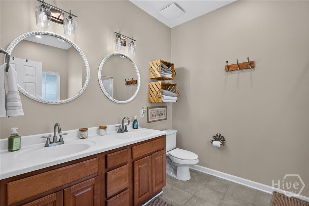 Image 32 of property listing at 1014 Walthour Road, Savannah, GA 31410