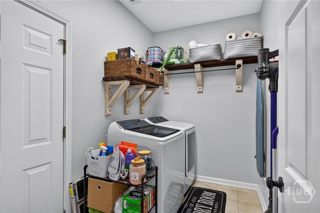 Image 36 of property listing at 1014 Walthour Road, Savannah, GA 31410