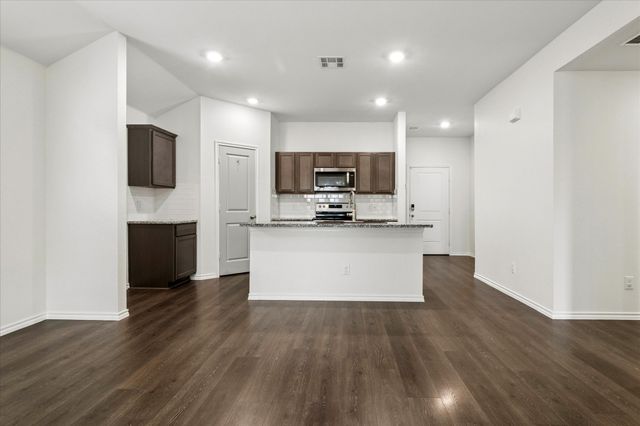 4351 Pyramid Drive, Forney, TX 75126