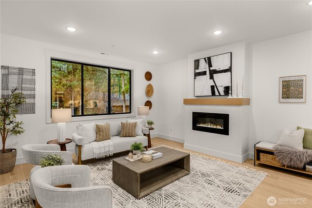 4118 161st Avenue SE, Bellevue, WA 98006