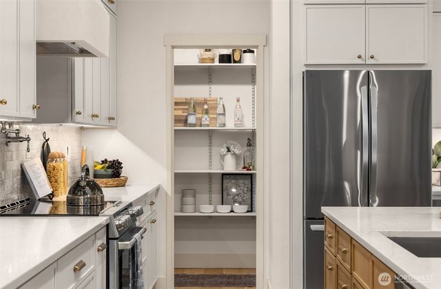 4118 161st Avenue SE, Bellevue, WA 98006