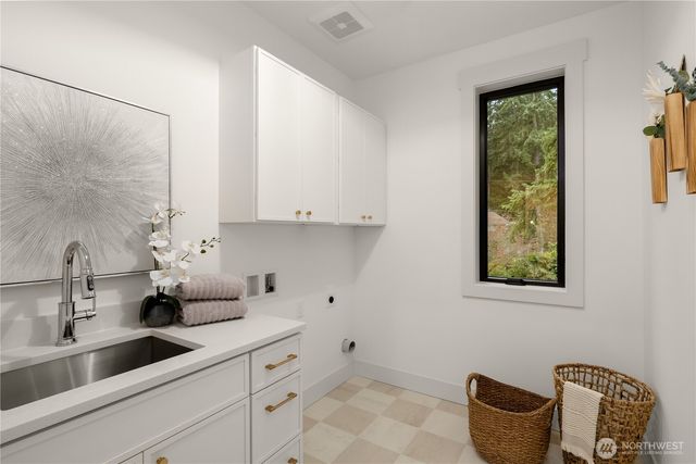 4118 161st Avenue SE, Bellevue, WA 98006