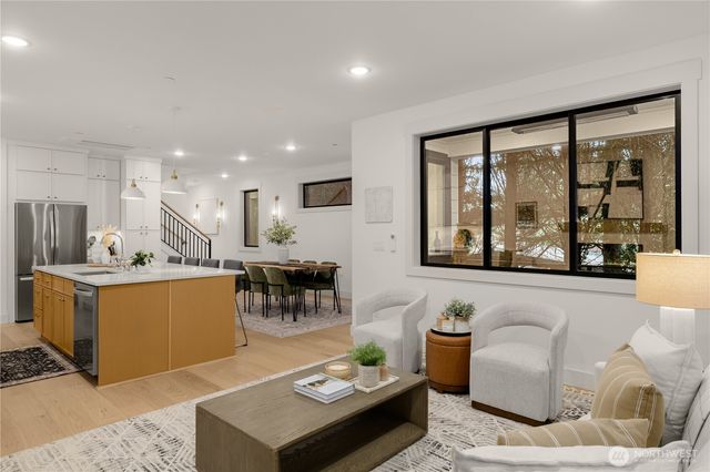 4118 161st Avenue SE, Bellevue, WA 98006