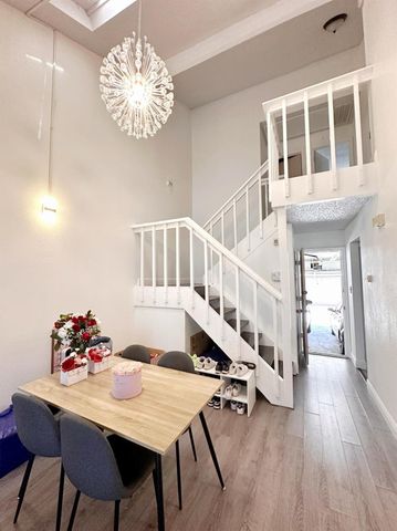 8535 S Dairy Ashford Road, Houston, TX 77072