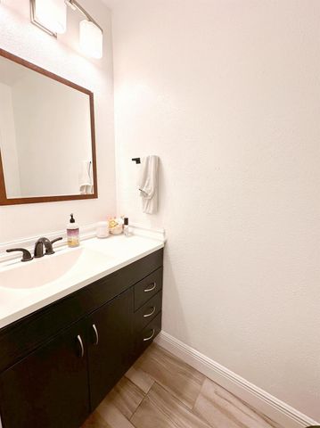 8535 S Dairy Ashford Road, Houston, TX 77072