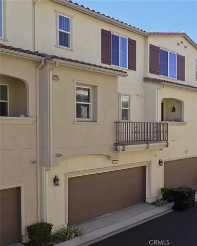 1581 E Lincoln, Anaheim, CA 92805