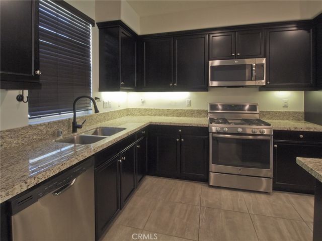 1581 E Lincoln, Anaheim, CA 92805