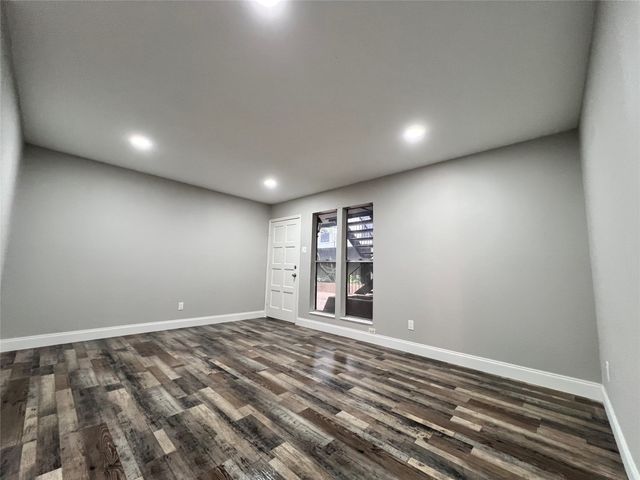 4020 Holland Avenue 106, Dallas, TX 75219