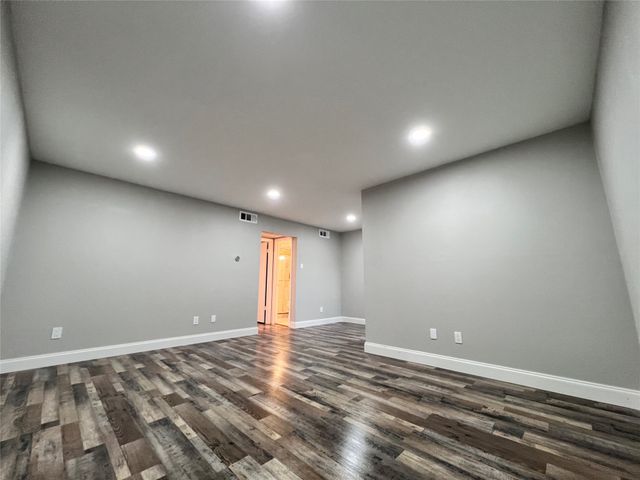 4020 Holland Avenue 106, Dallas, TX 75219