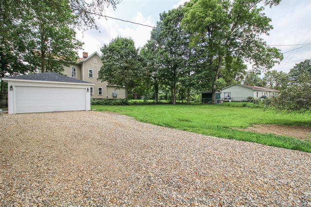 822 N Main Street, Three Rivers, MI 49093