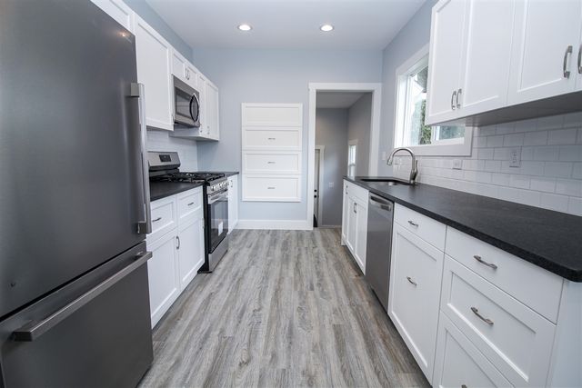 822 N Main Street, Three Rivers, MI 49093