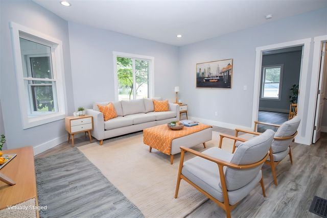 822 N Main Street, Three Rivers, MI 49093