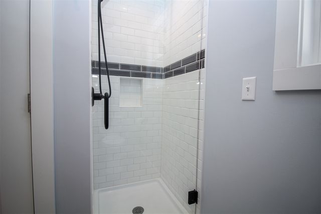 822 N Main Street, Three Rivers, MI 49093
