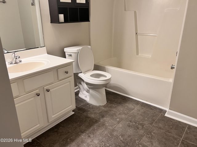 4068 Winds Ridge Drive, Wilmington, NC 28409