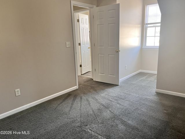 4068 Winds Ridge Drive, Wilmington, NC 28409