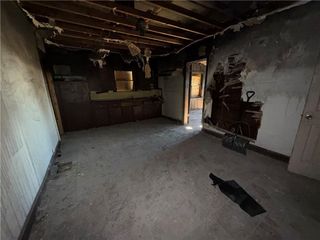 3837 Walnut Street, Kansas City, MO 64111