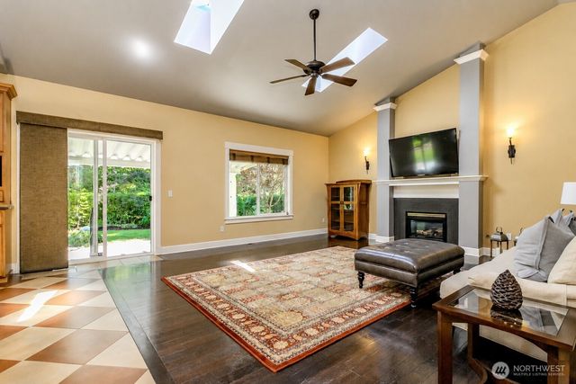 16103 122nd Avenue E, Puyallup, WA 98374