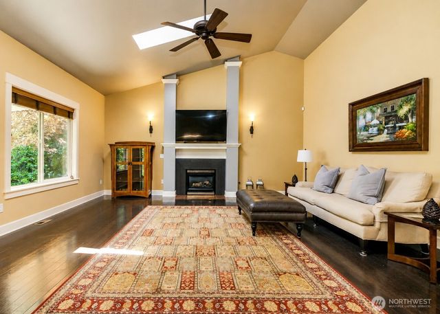 16103 122nd Avenue E, Puyallup, WA 98374