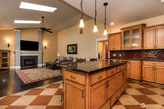16103 122nd Avenue E, Puyallup, WA 98374