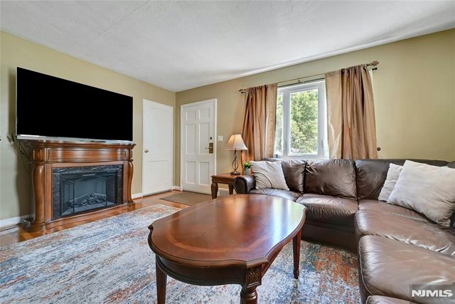 85 Edison Street, Clifton, NJ 07013