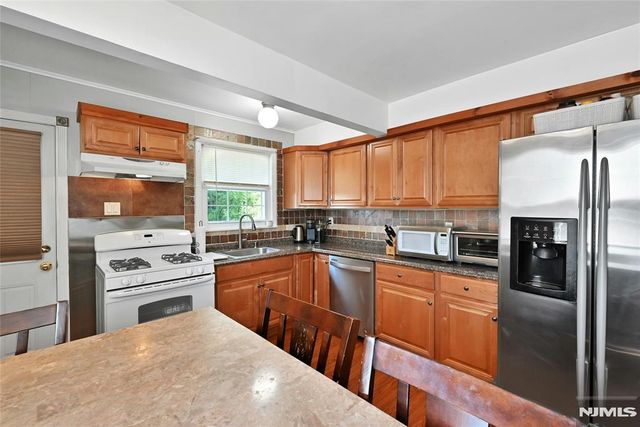 85 Edison Street, Clifton, NJ 07013