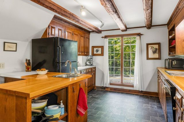 172 Packers Falls Road, Durham, NH 03824