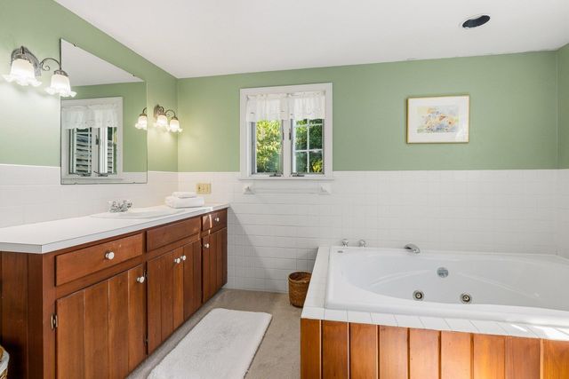 172 Packers Falls Road, Durham, NH 03824