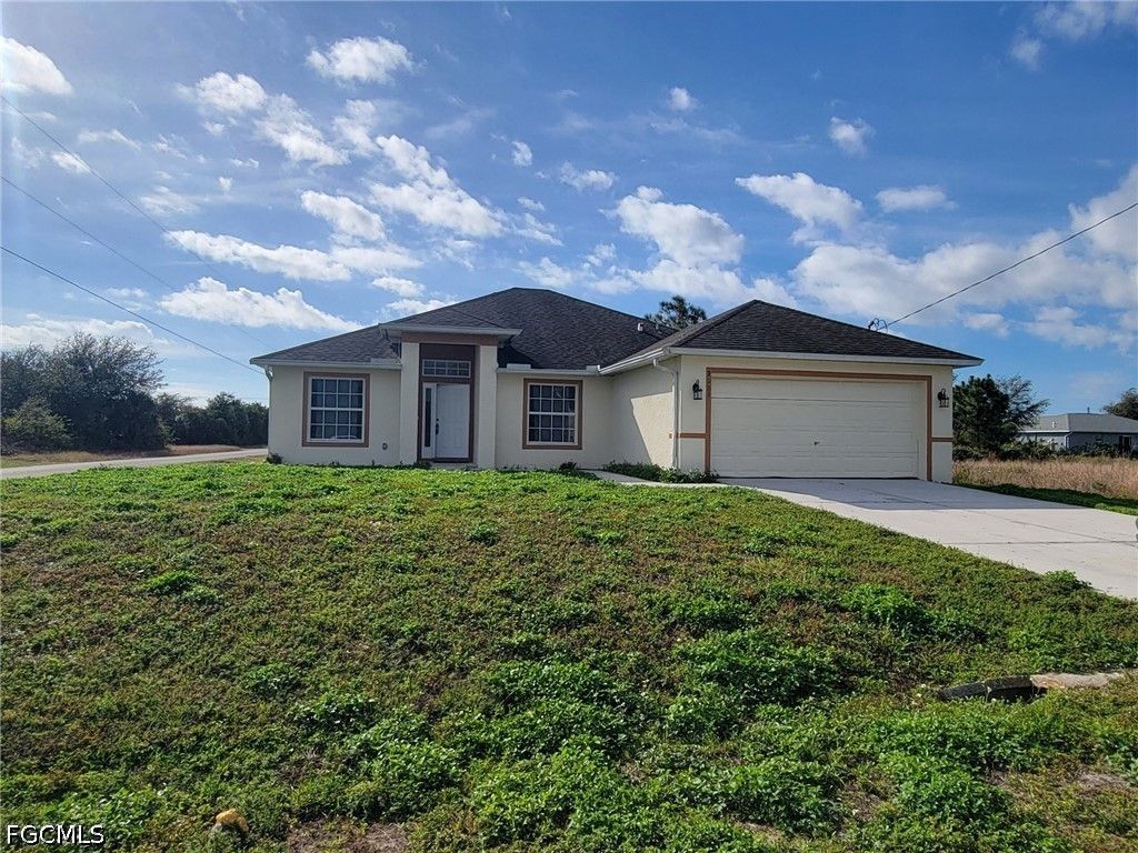 3001 1st ST SW, Lehigh Acres, FL 33976