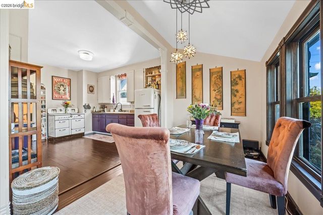1712 Paru St, Alameda, CA 94501