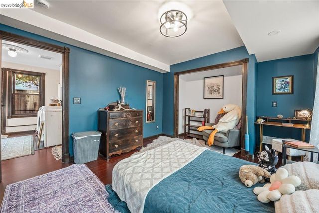 1712 Paru St, Alameda, CA 94501