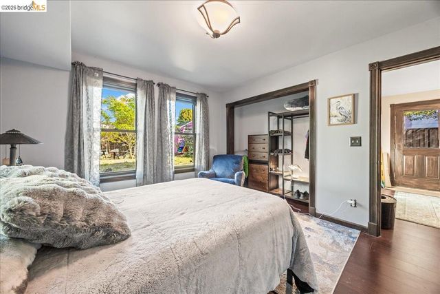 1712 Paru St, Alameda, CA 94501