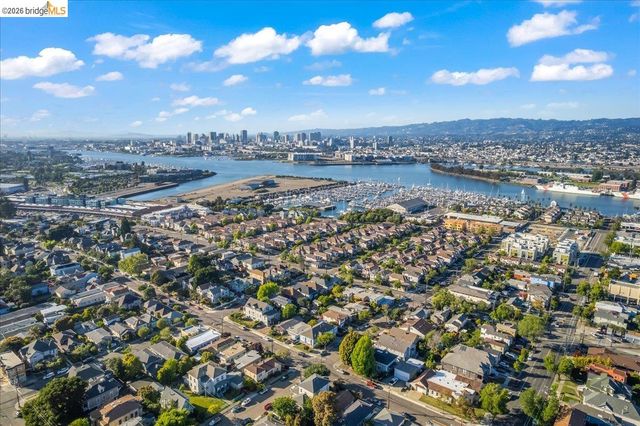 1712 Paru St, Alameda, CA 94501