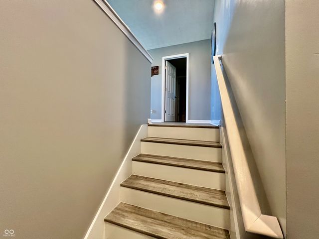 4088 Ashworth Lane, Columbus, IN 47201