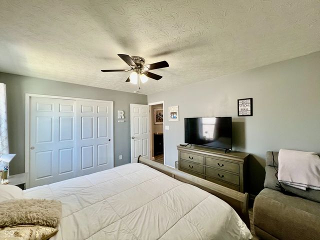 4088 Ashworth Lane, Columbus, IN 47201