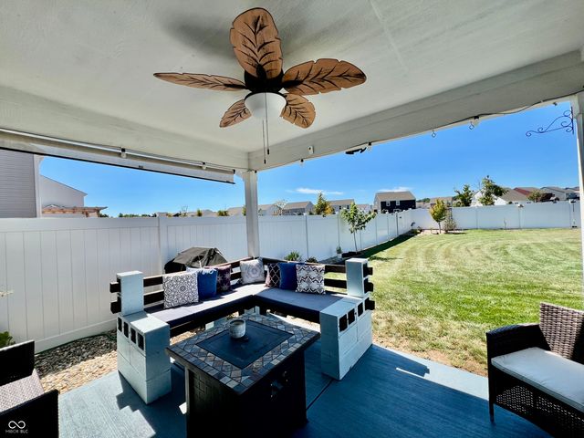 4088 Ashworth Lane, Columbus, IN 47201