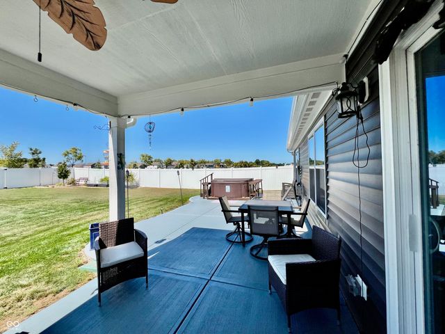 4088 Ashworth Lane, Columbus, IN 47201