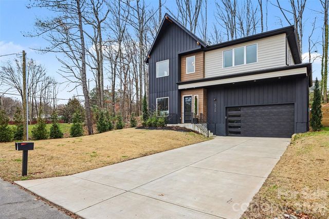 5726 Charing Place, Charlotte, NC 28211