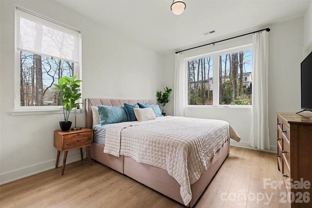 5726 Charing Place, Charlotte, NC 28211