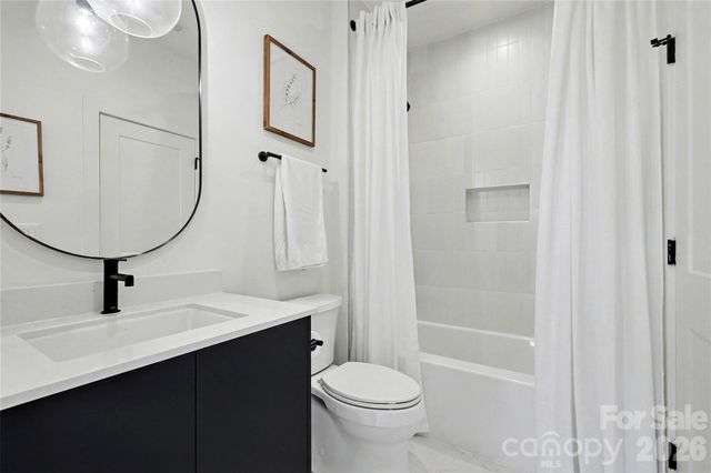 5726 Charing Place, Charlotte, NC 28211