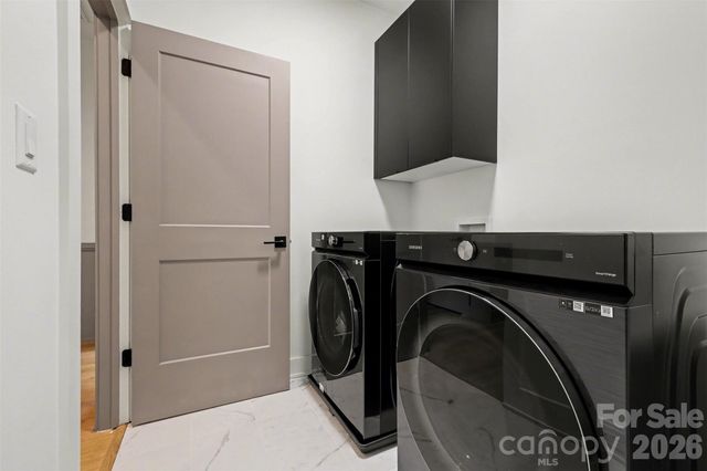 5726 Charing Place, Charlotte, NC 28211