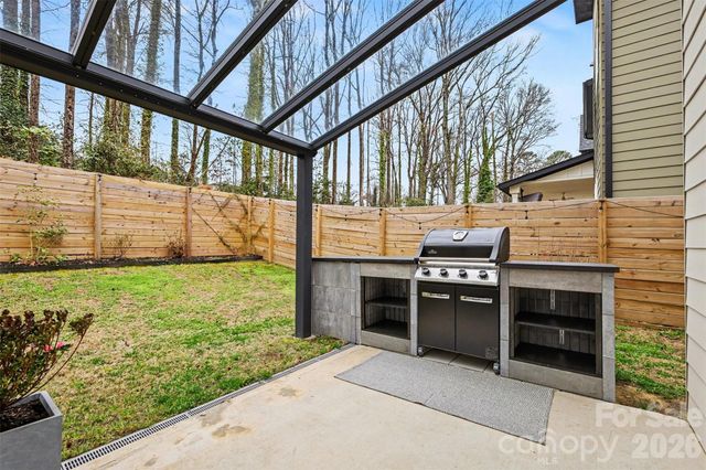 5726 Charing Place, Charlotte, NC 28211