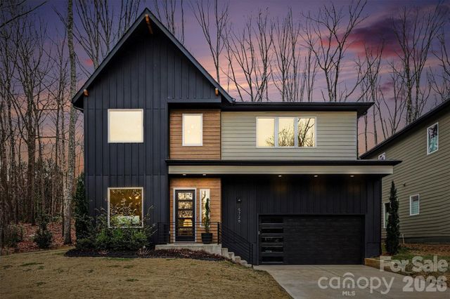5726 Charing Place, Charlotte, NC 28211