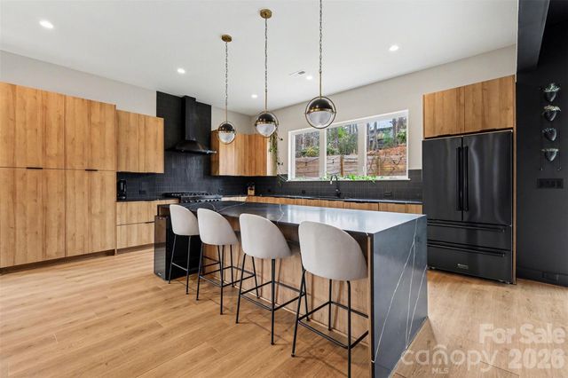 5726 Charing Place, Charlotte, NC 28211