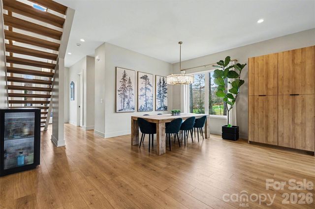 5726 Charing Place, Charlotte, NC 28211